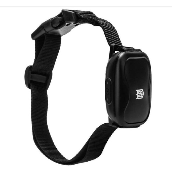 CeladaPlanet Bark Collar for Dogs - Water Resistant Adjustable Rechargeable Anti - Picture 2 of 5